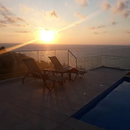 Villa Paradise Blue *