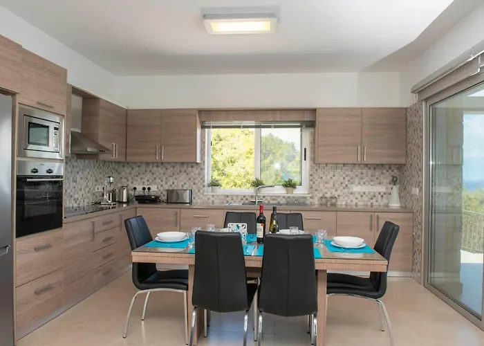 Paradise Blue * Pomos