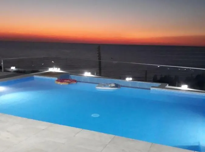 Vila Paradise Blue Pomos