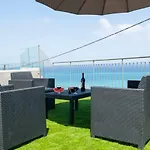 Villa Paradise Blue Pomos