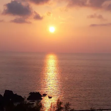 Paradise Blue * Pomos